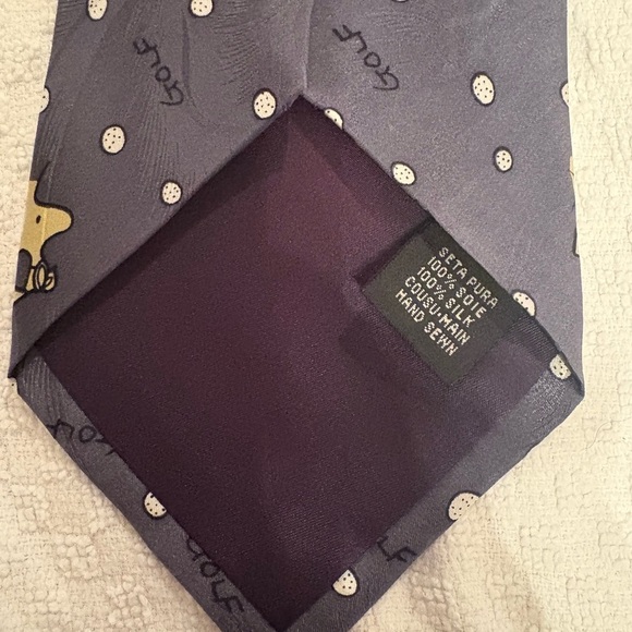 Silk Snoopy Golf Patterned Tie - Picture 4 of 4
